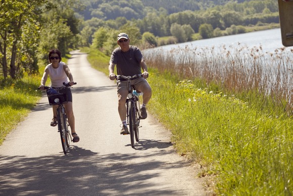 L’Eurovéloroute 6, qui traverse la Grande région Bourgogne Franche-Comté L’Eurovéloroute 6, qui traverse la Grande région Bourgogne