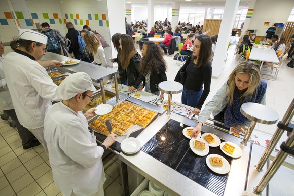 Cantine du lycée Georges Colomb Cantine du lycée Georges Colomb